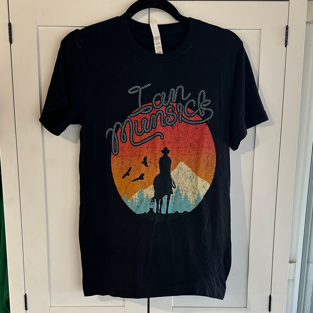 Ian Munsick tee size Small